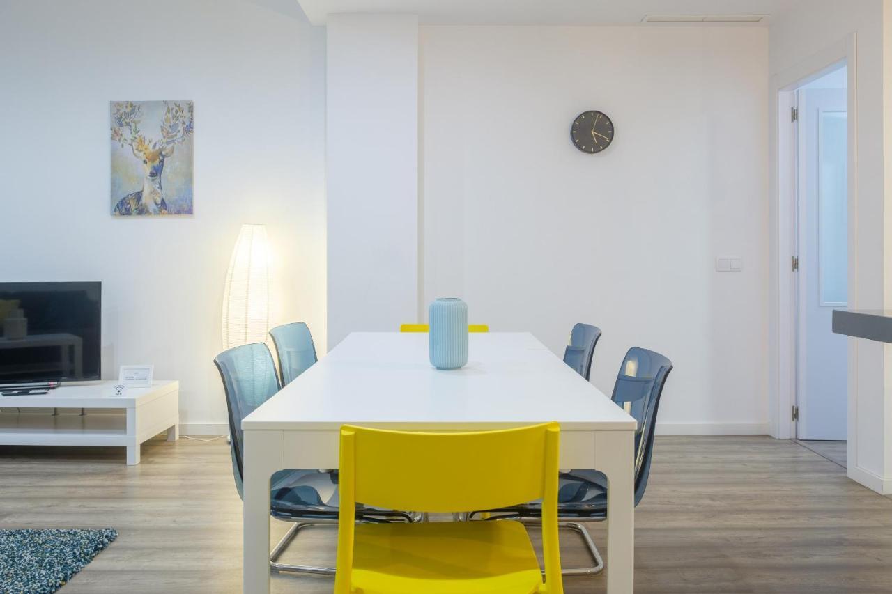 Bright, Brand New & Very Comfortable Apartment Valencia Eksteriør billede