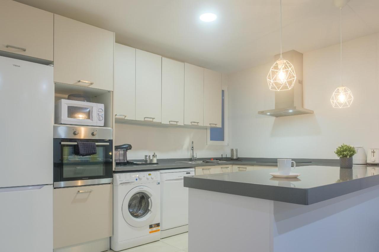 Bright, Brand New & Very Comfortable Apartment Valencia Eksteriør billede